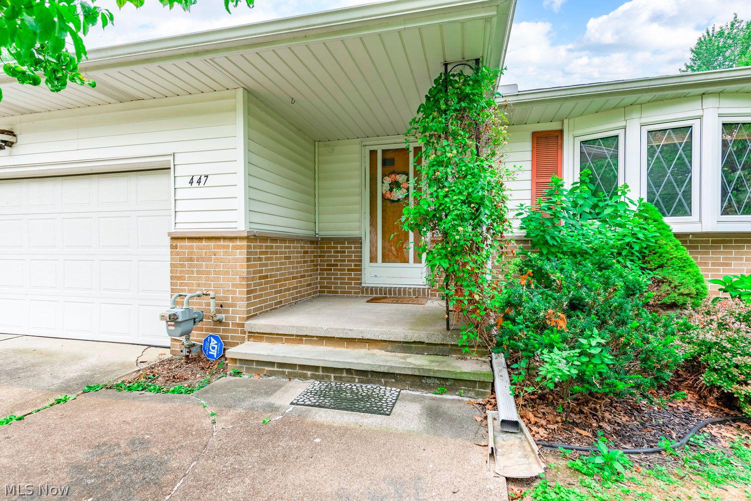 447 Stafford Drive Elyria OH 44035