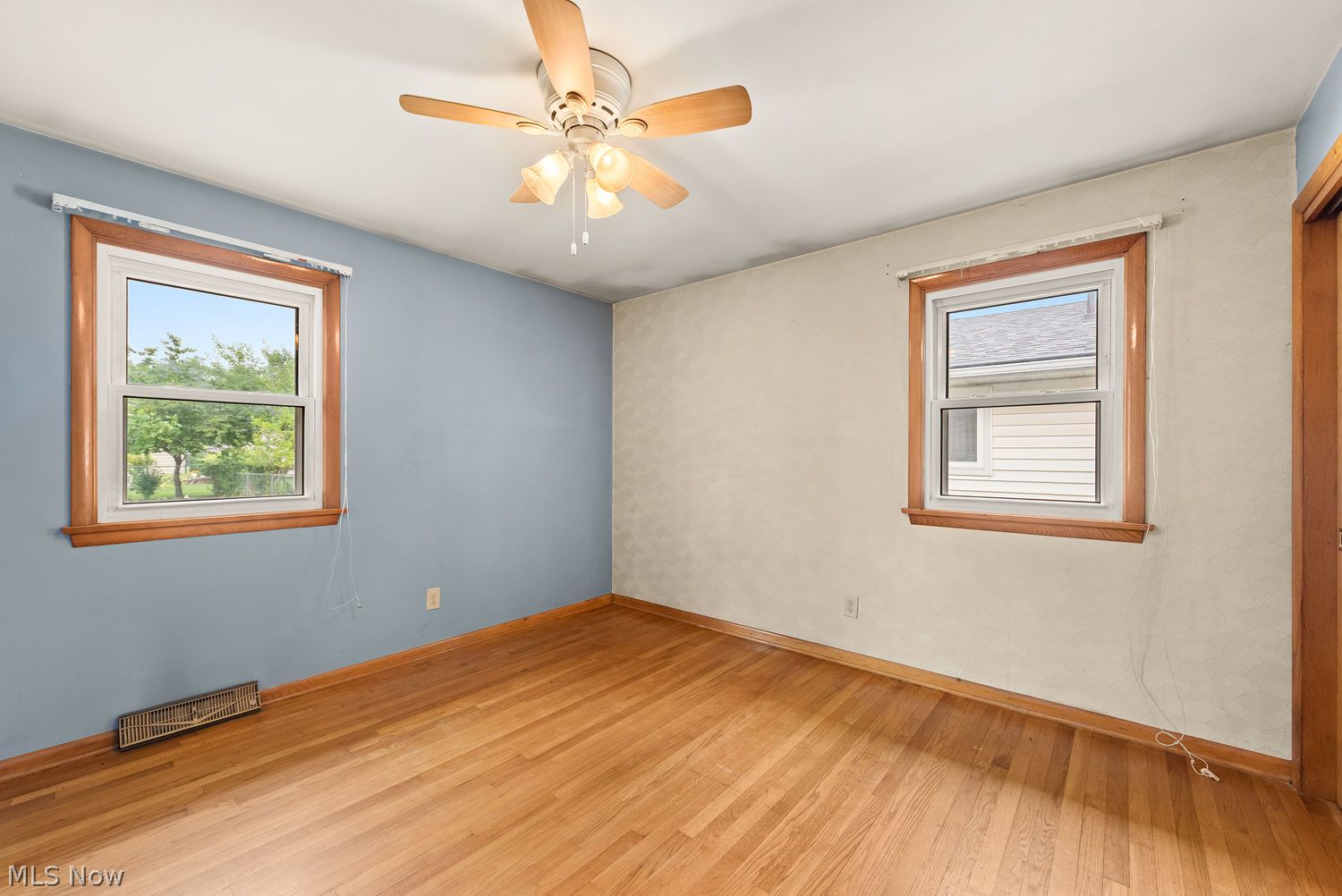 447 Stafford Drive Elyria OH 44035