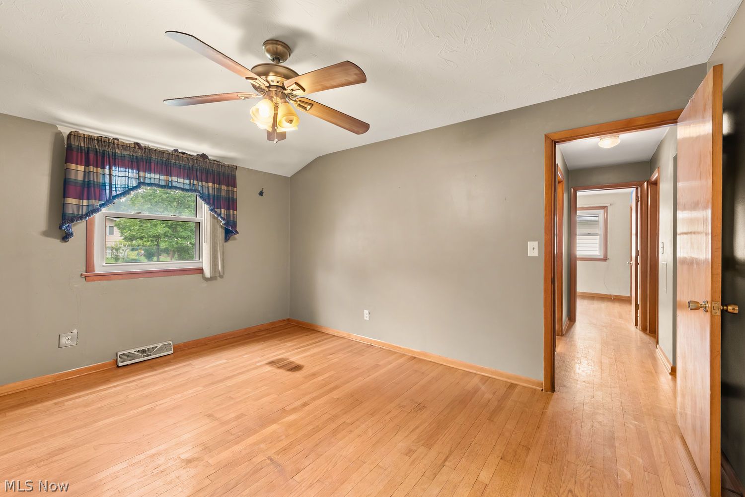 447 Stafford Drive Elyria OH 44035