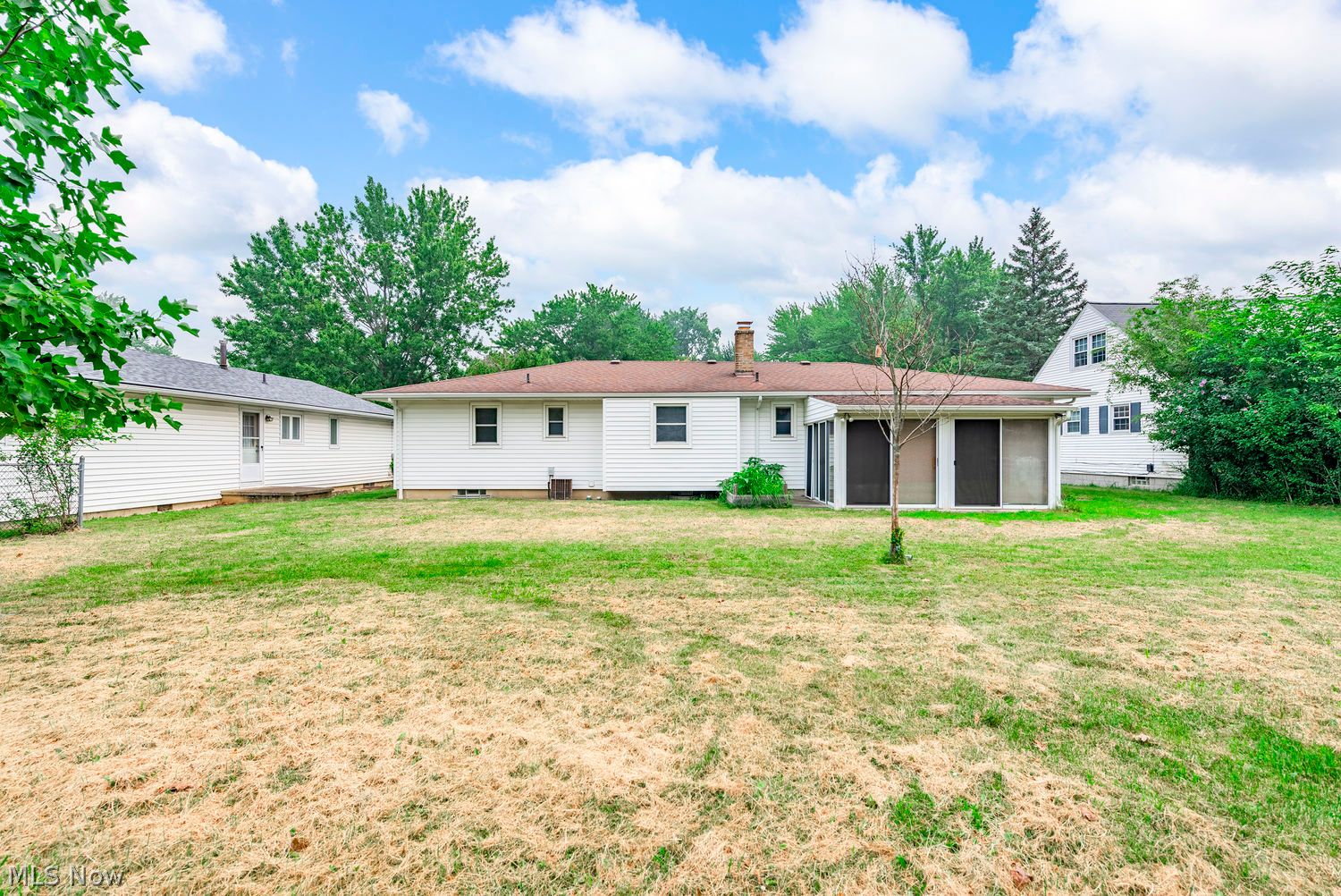 447 Stafford Drive Elyria OH 44035
