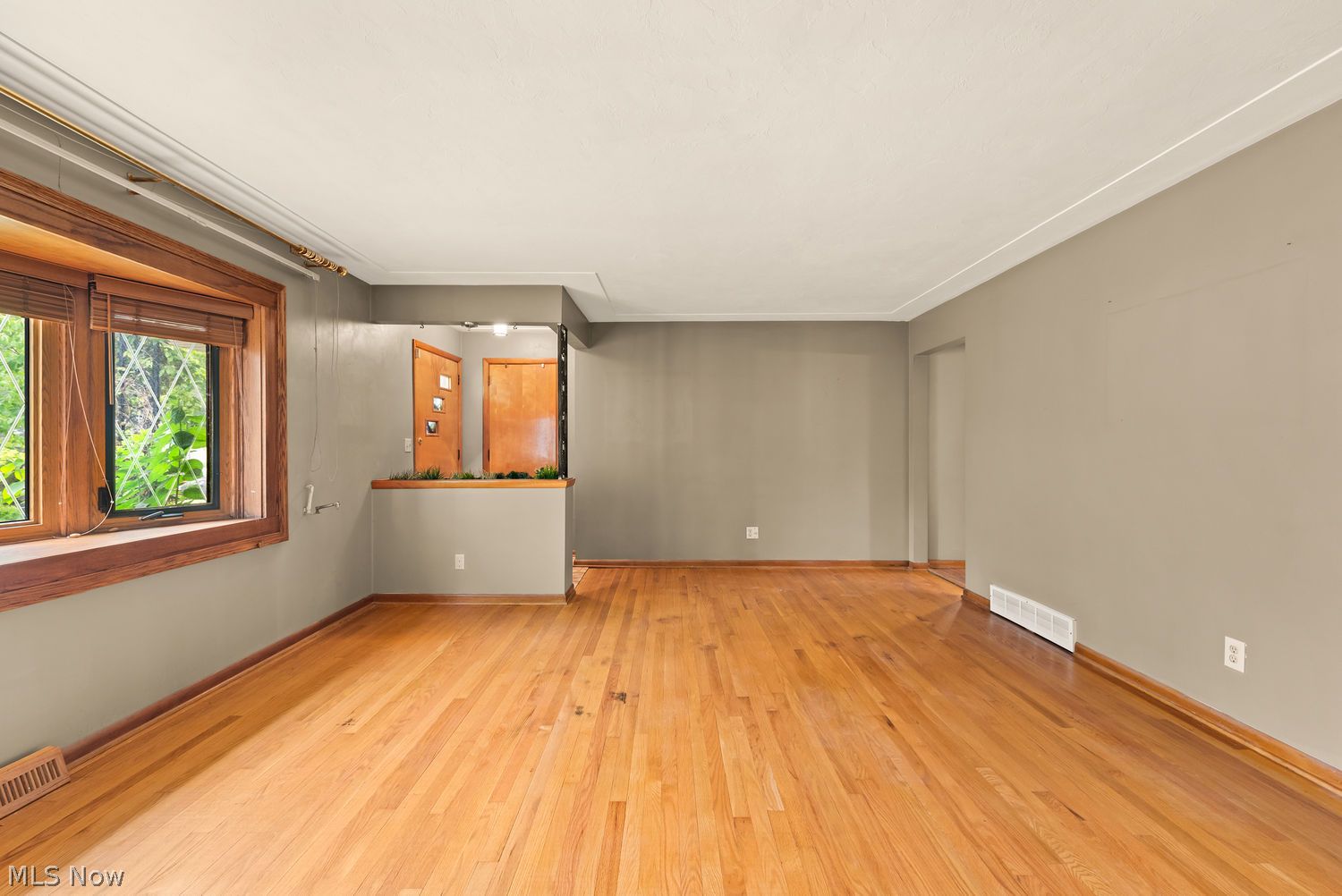 447 Stafford Drive Elyria OH 44035