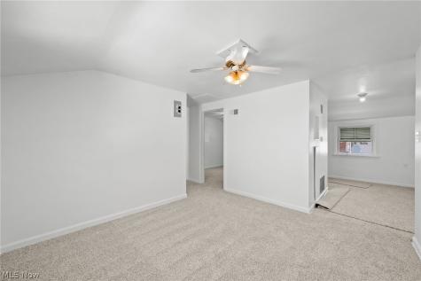 5601 Archmere Avenue Cleveland OH 44144
