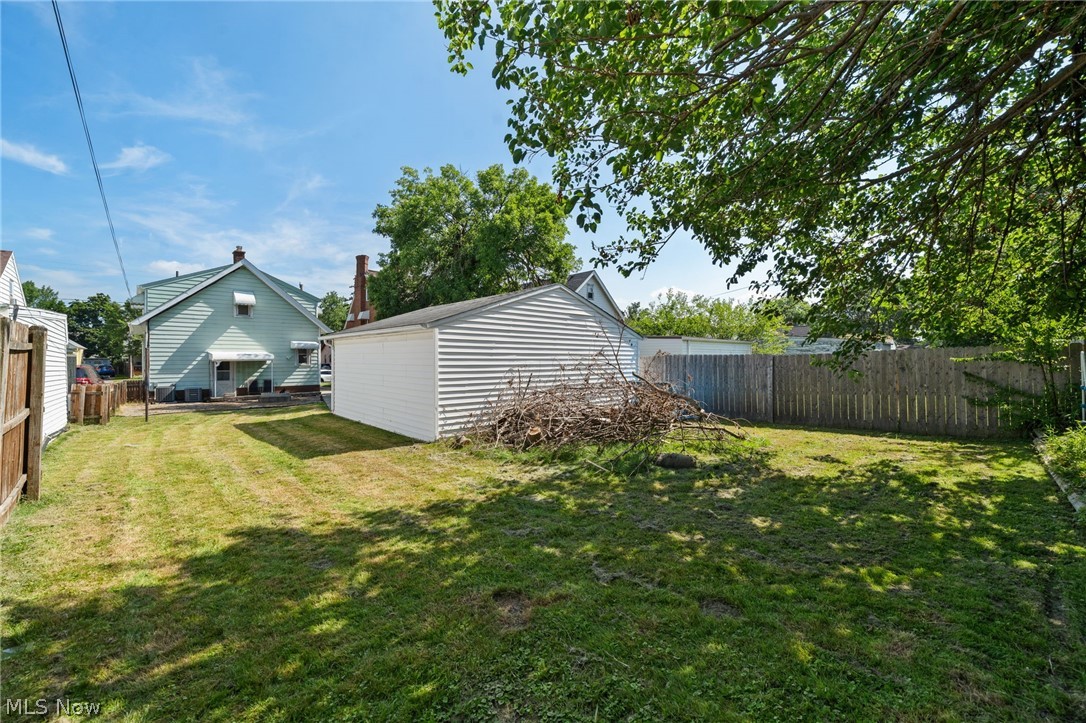 5601 Archmere Avenue Cleveland OH 44144