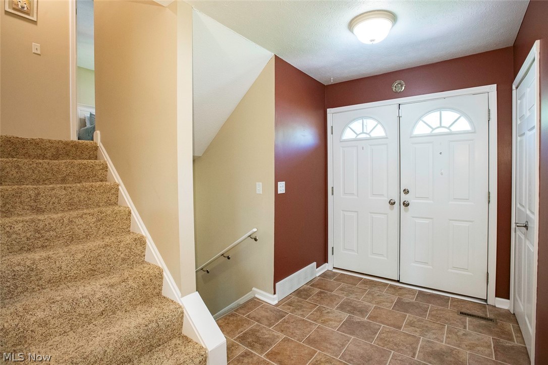 26281 Hickory Lane Olmsted Falls OH 44138