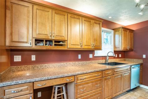 26281 Hickory Lane Olmsted Falls OH 44138