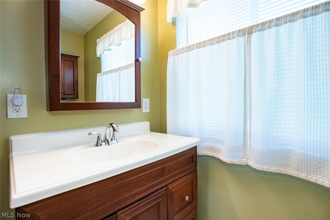 26281 Hickory Lane Olmsted Falls OH 44138