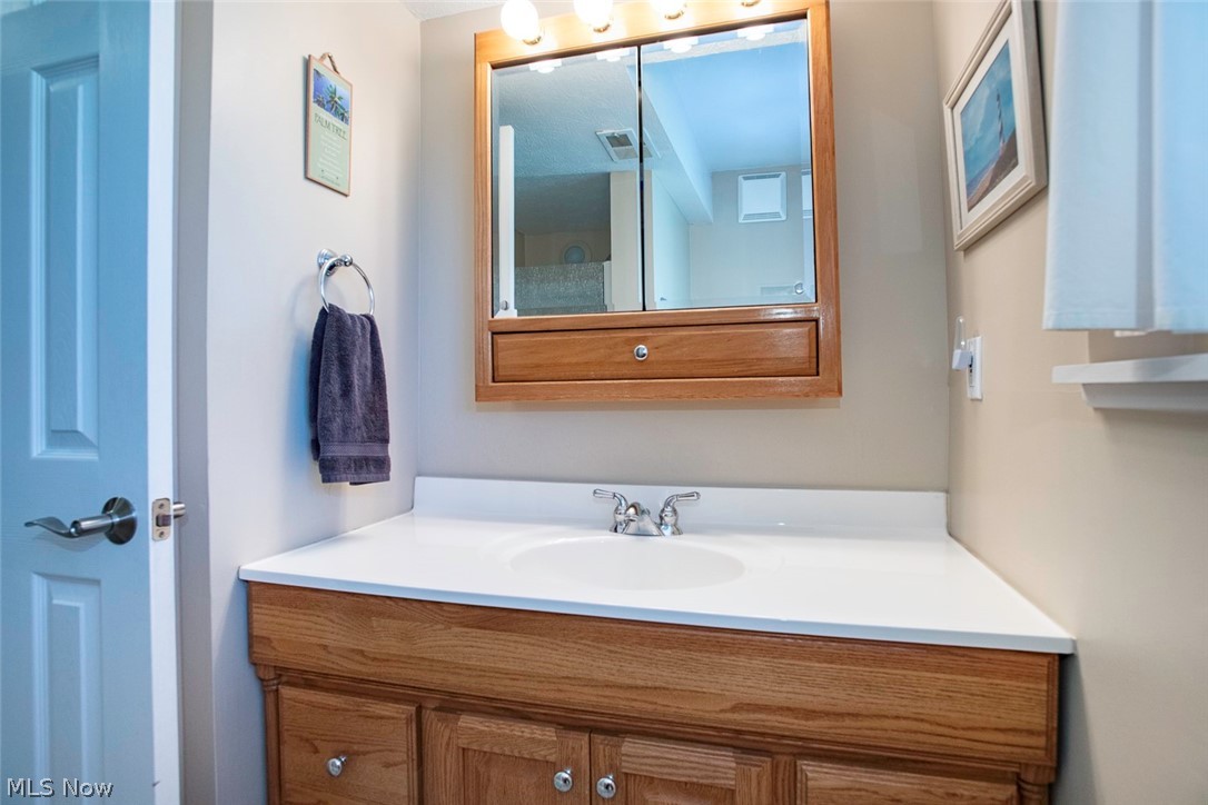 26281 Hickory Lane Olmsted Falls OH 44138