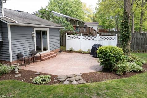 26281 Hickory Lane Olmsted Falls OH 44138