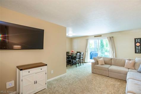 26281 Hickory Lane Olmsted Falls OH 44138