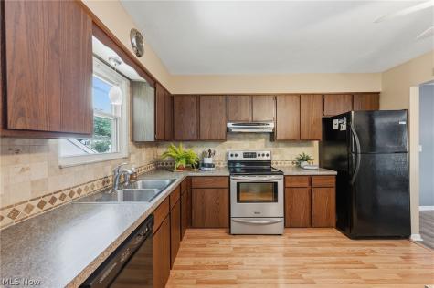 8420 Columbia Road Olmsted Falls OH 44138