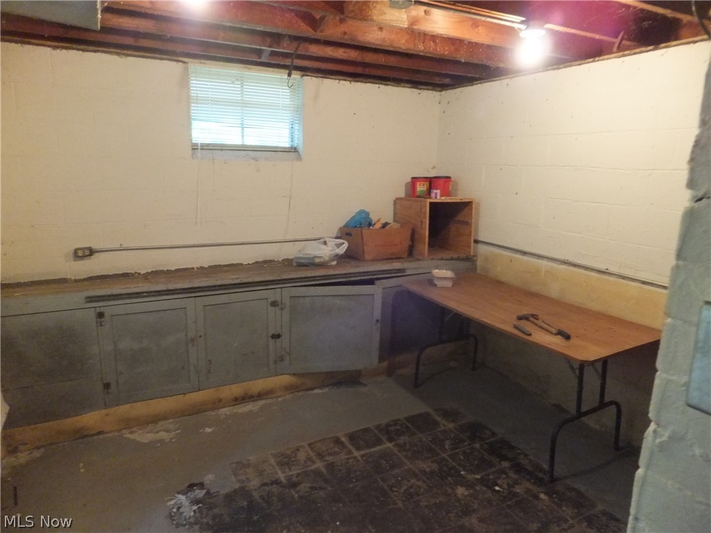 12929 W Pleasant Valley Road Parma OH 44129