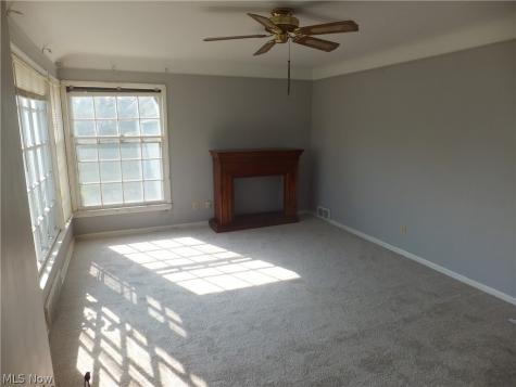 12929 W Pleasant Valley Road Parma OH 44129