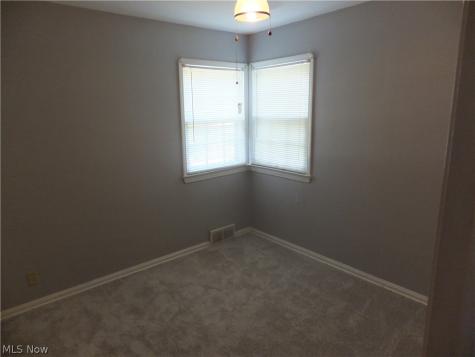 12929 W Pleasant Valley Road Parma OH 44129