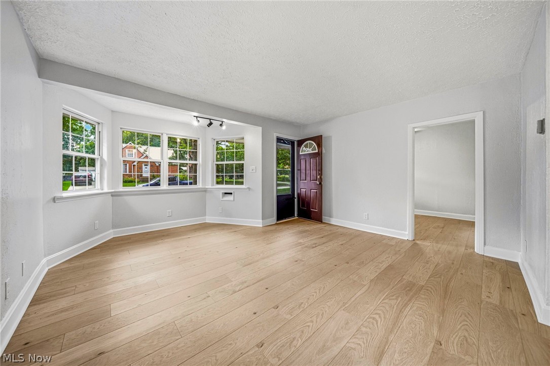 4541 Emerson Road South Euclid OH 44121