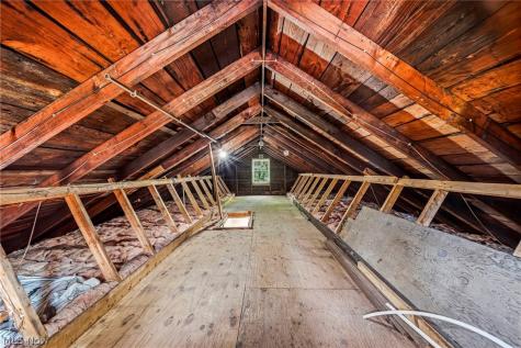 4541 Emerson Road South Euclid OH 44121