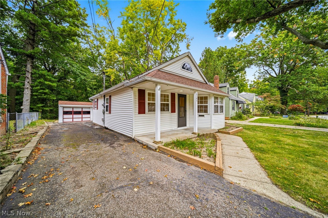 4541 Emerson Road South Euclid OH 44121