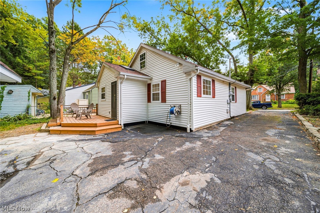 4541 Emerson Road South Euclid OH 44121