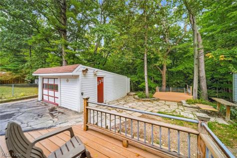 4541 Emerson Road South Euclid OH 44121
