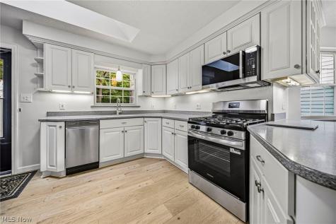 4541 Emerson Road South Euclid OH 44121