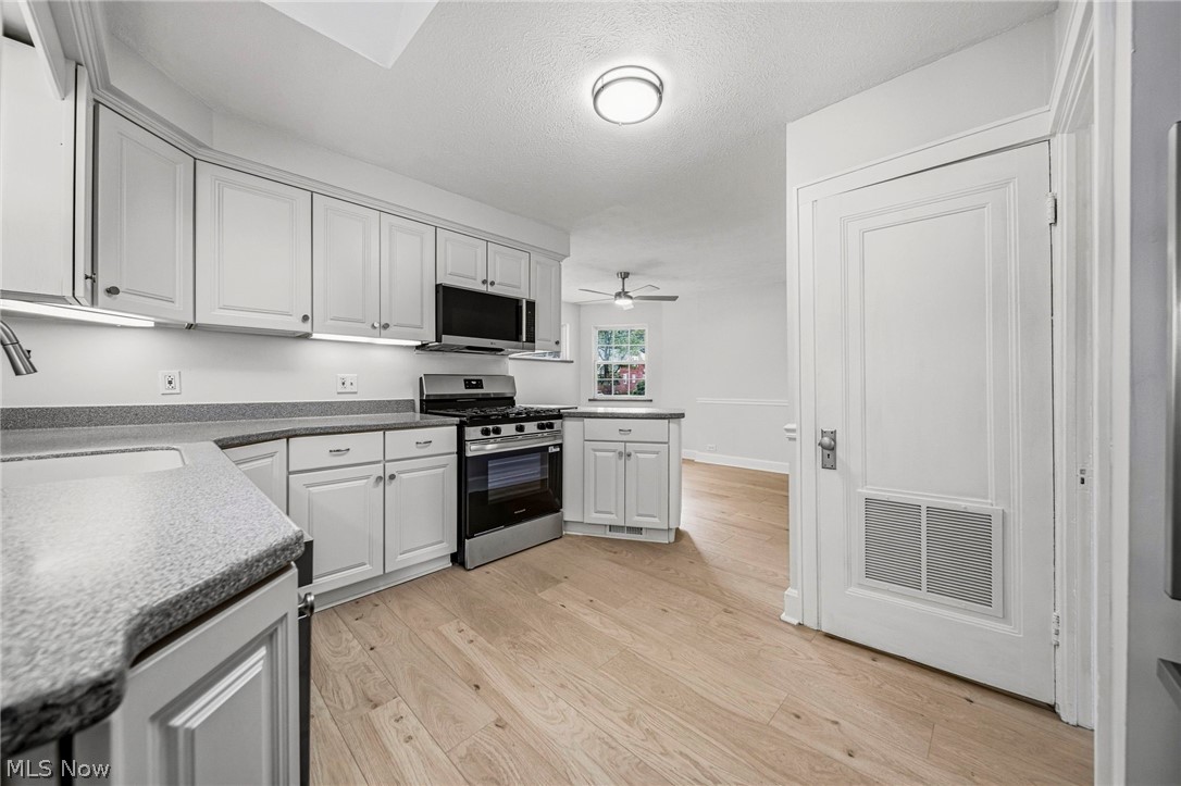 4541 Emerson Road South Euclid OH 44121