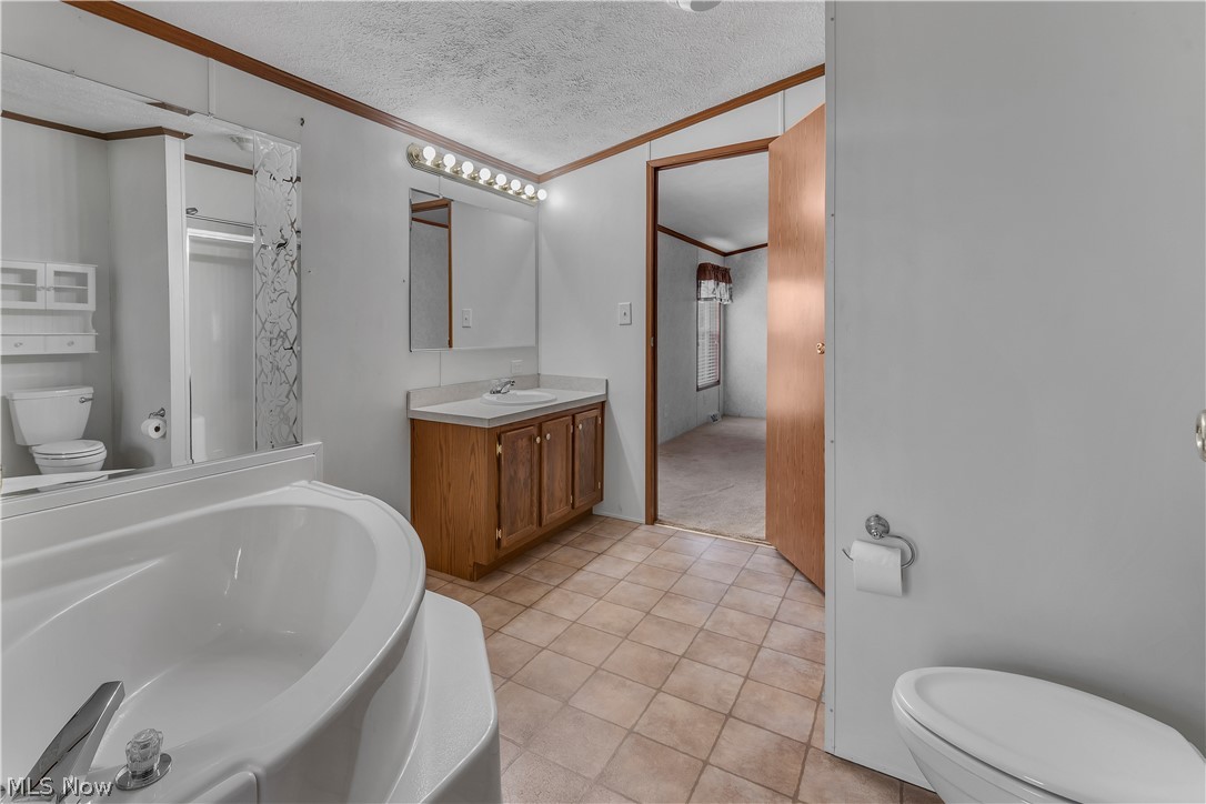 13254 Unity Road New Springfield OH 44443
