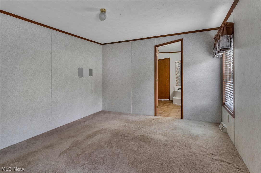13254 Unity Road New Springfield OH 44443