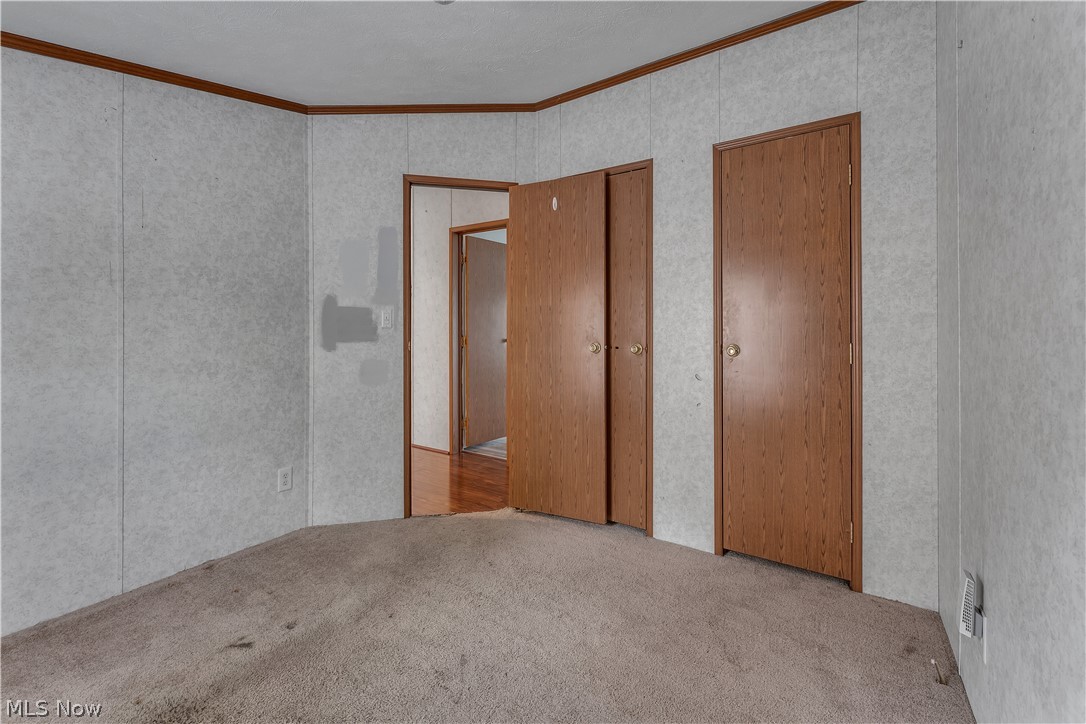 13254 Unity Road New Springfield OH 44443