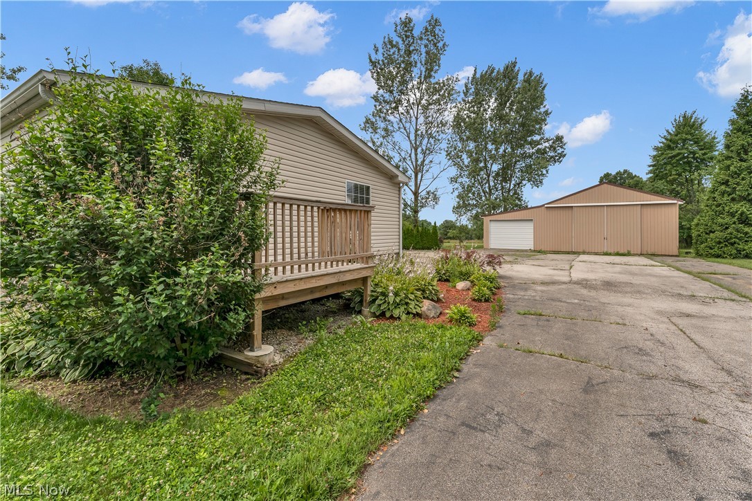 13254 Unity Road New Springfield OH 44443