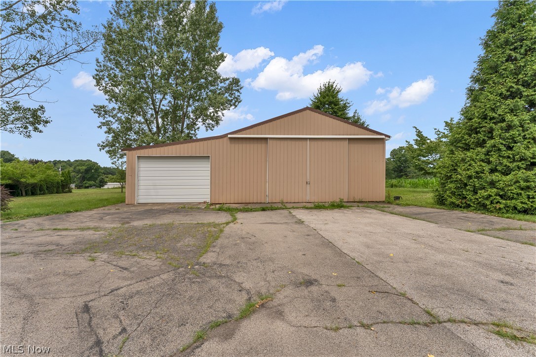 13254 Unity Road New Springfield OH 44443