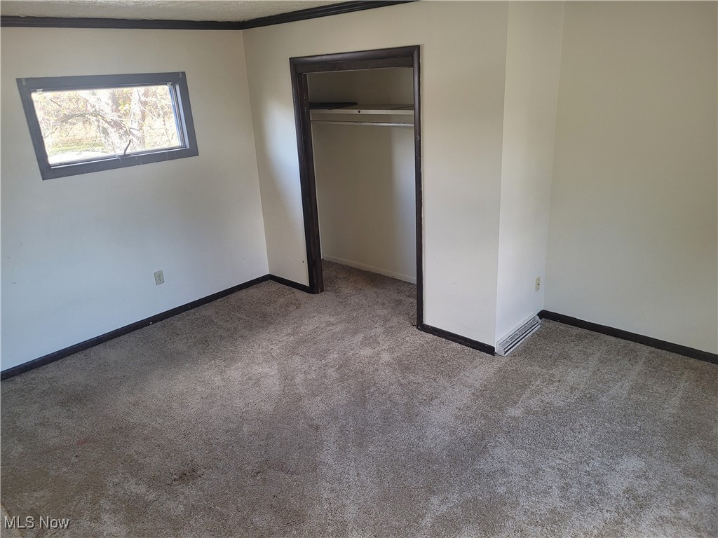 447 8th Street Struthers OH 44471