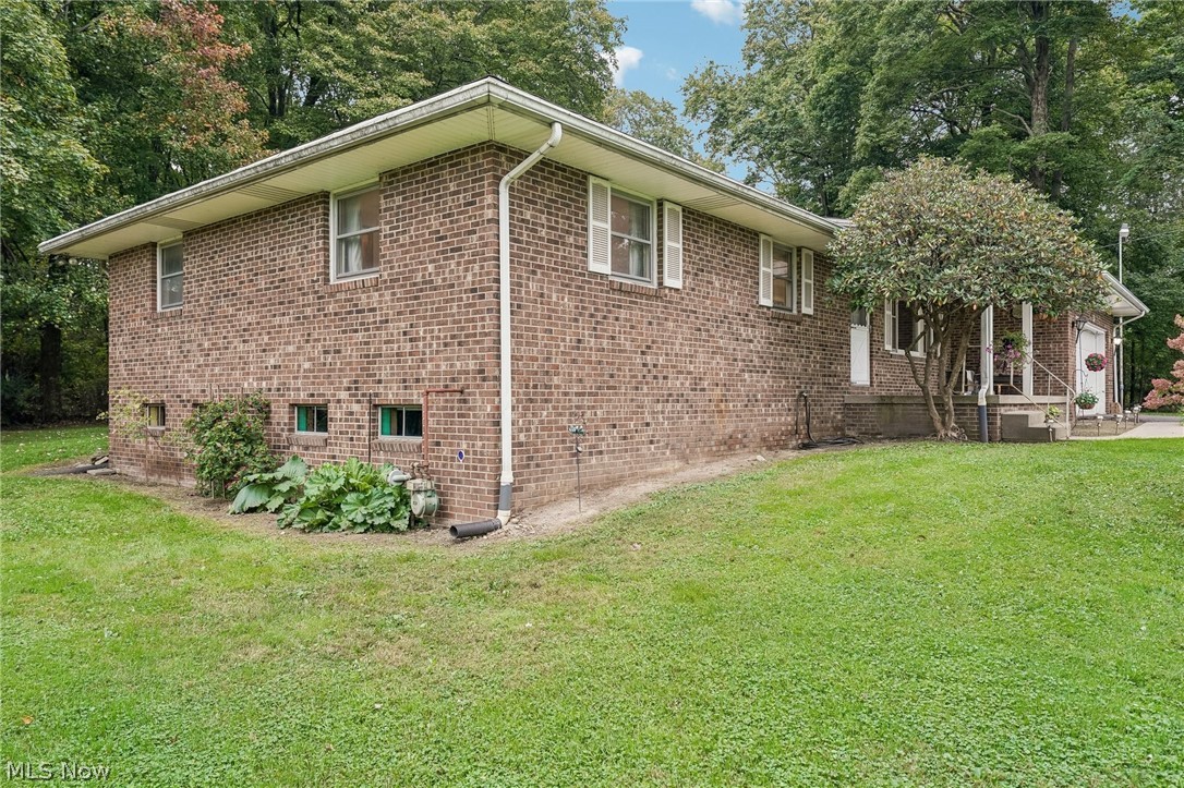 13422 Youngstown Pittsburgh Road Petersburg OH 44454