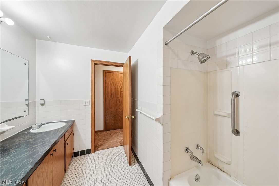 13422 Youngstown Pittsburgh Road Petersburg OH 44454
