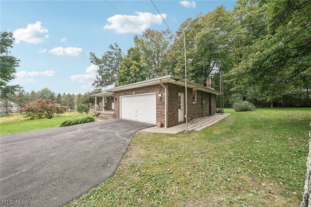13422 Youngstown Pittsburgh Road Petersburg OH 44454