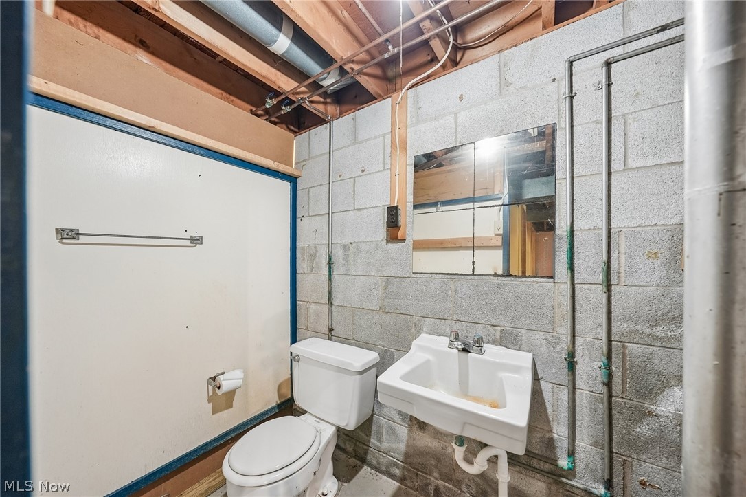 13422 Youngstown Pittsburgh Road Petersburg OH 44454