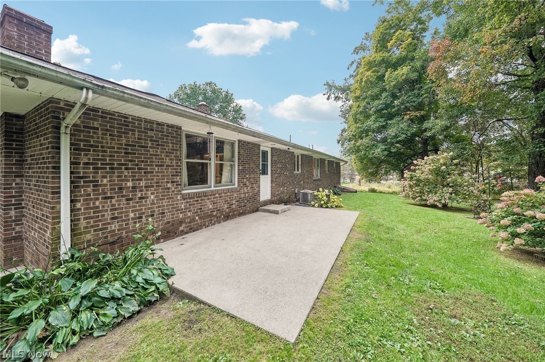 13422 Youngstown Pittsburgh Road Petersburg OH 44454