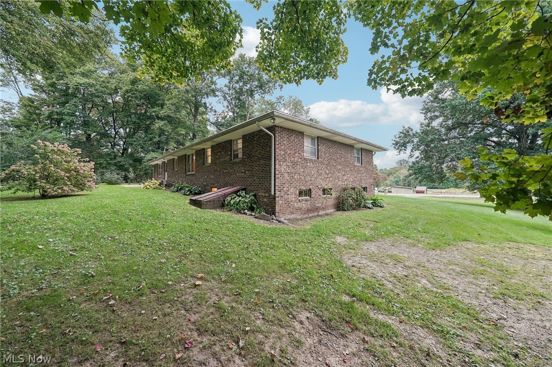 13422 Youngstown Pittsburgh Road Petersburg OH 44454