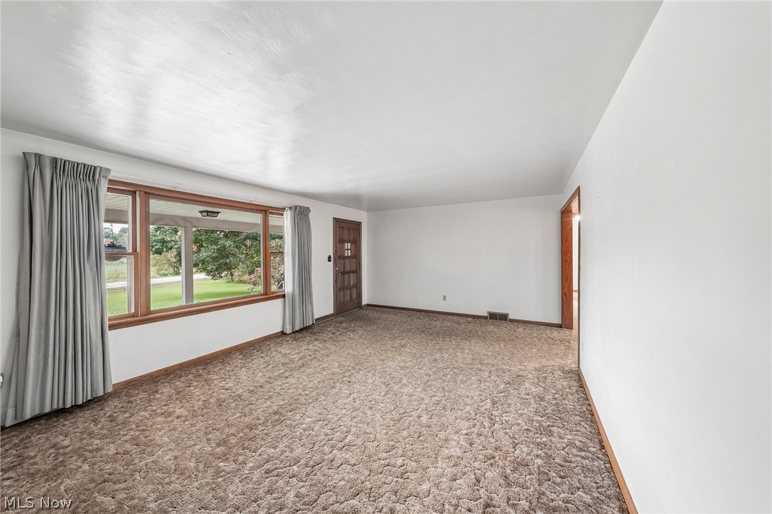 13422 Youngstown Pittsburgh Road Petersburg OH 44454