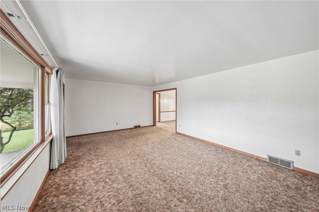 13422 Youngstown Pittsburgh Road Petersburg OH 44454
