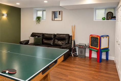 6254 Colebrook Road Parma Heights OH 44130