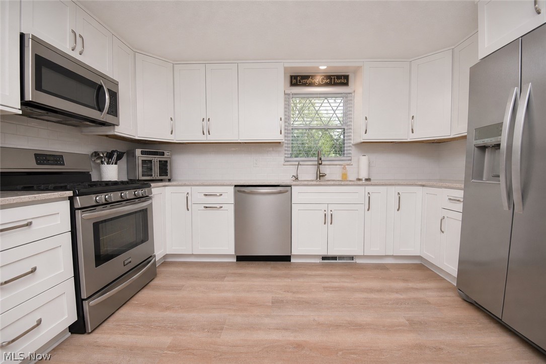 1674 Cloverview Drive Green OH 44685