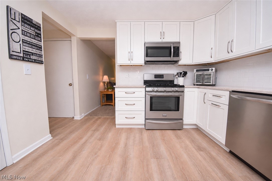 1674 Cloverview Drive Green OH 44685