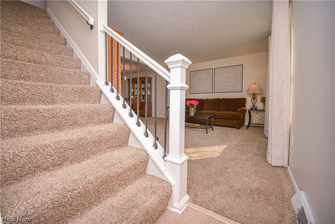 1674 Cloverview Drive Green OH 44685