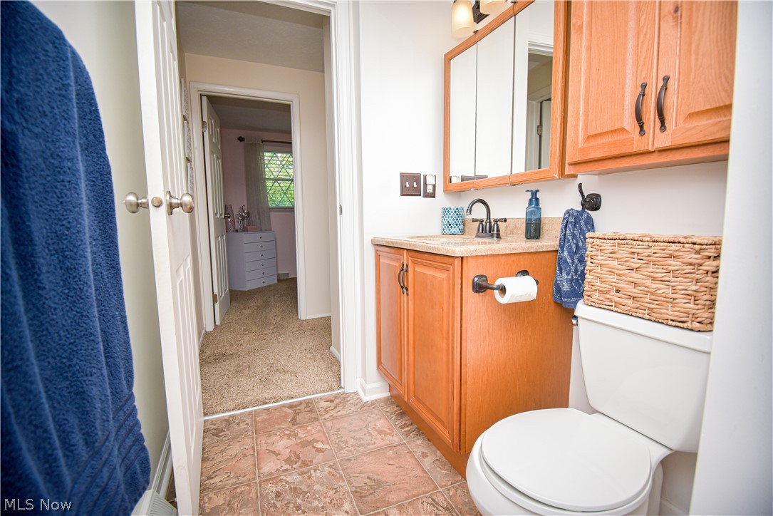 1674 Cloverview Drive Green OH 44685