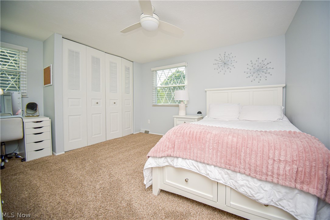 1674 Cloverview Drive Green OH 44685