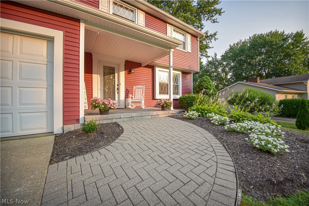 1674 Cloverview Drive Green OH 44685