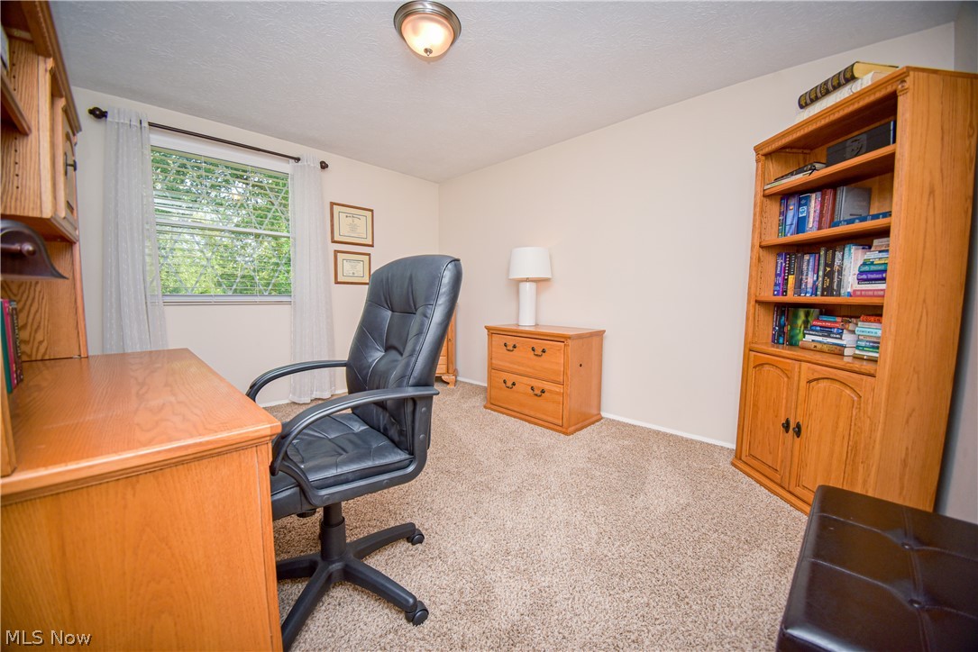 1674 Cloverview Drive Green OH 44685