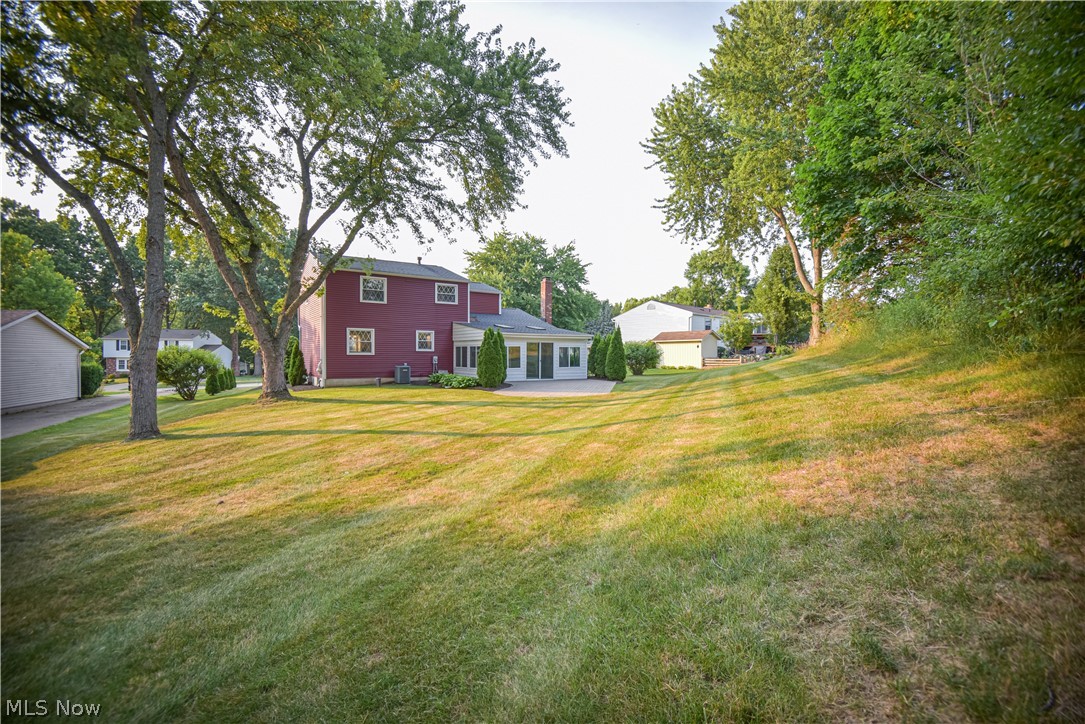 1674 Cloverview Drive Green OH 44685