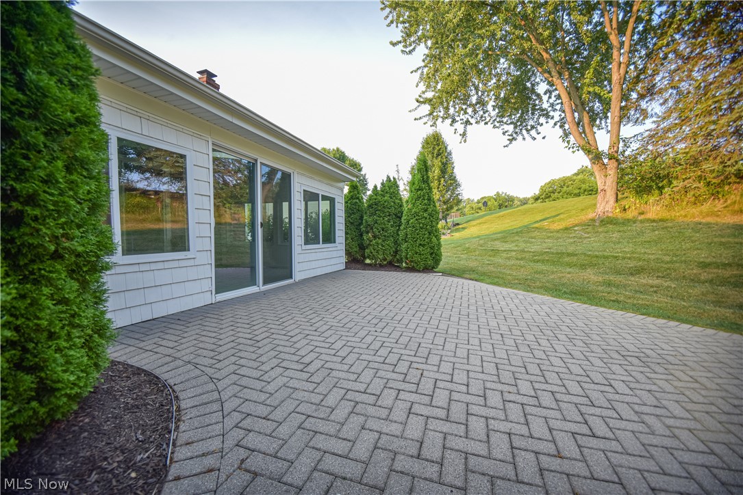 1674 Cloverview Drive Green OH 44685