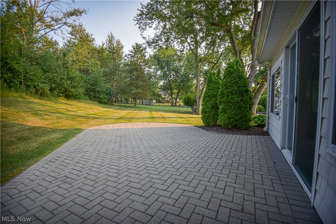 1674 Cloverview Drive Green OH 44685