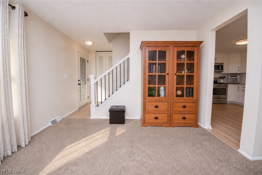 1674 Cloverview Drive Green OH 44685